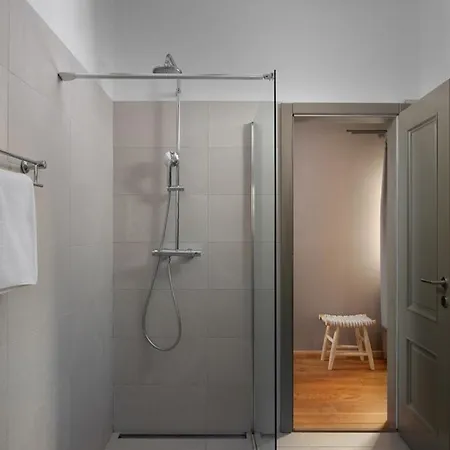 Vila New! Corinne With 42 M2 Pool, Sauna