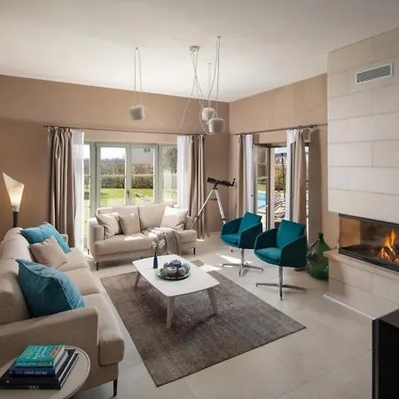 New! Corinne With 42 M2 Pool, Sauna Stuti