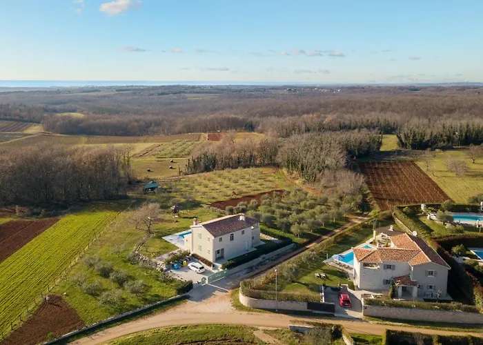 Villa New! Corinne With 42 M2 Pool, Sauna Stuti