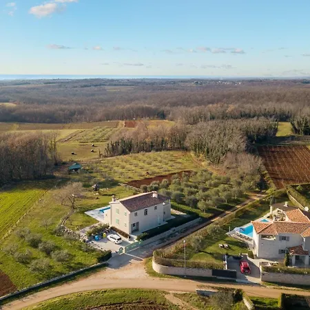 Vila New! Corinne With 42 M2 Pool, Sauna Stuti
