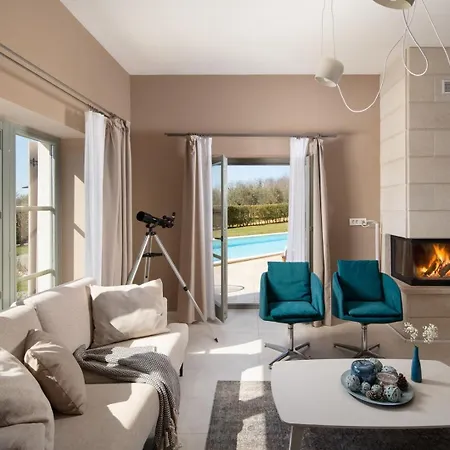 New! Corinne With 42 M2 Pool, Sauna *